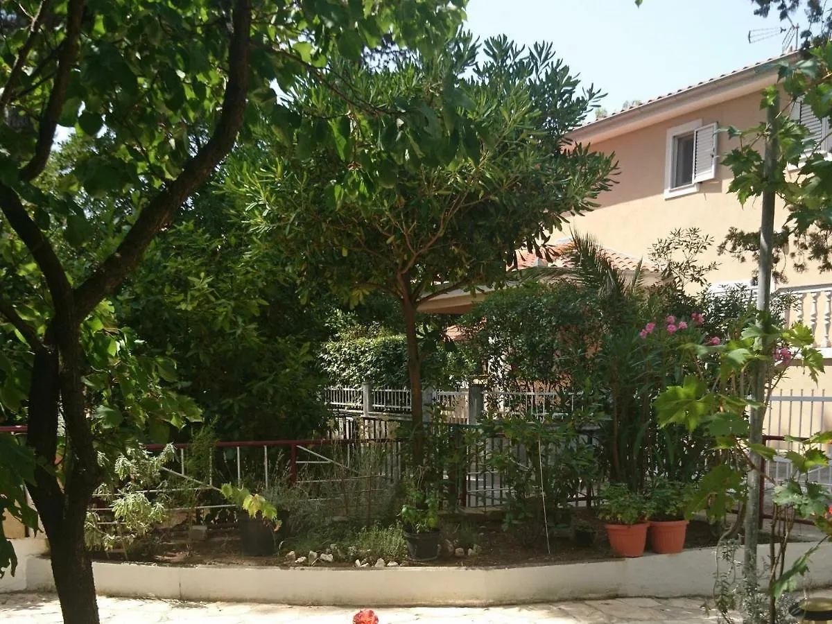 Apartmani Matas Petrcane